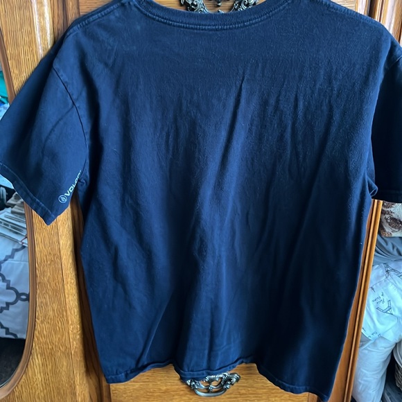Volcom T-Shirt - Picture 3 of 6
